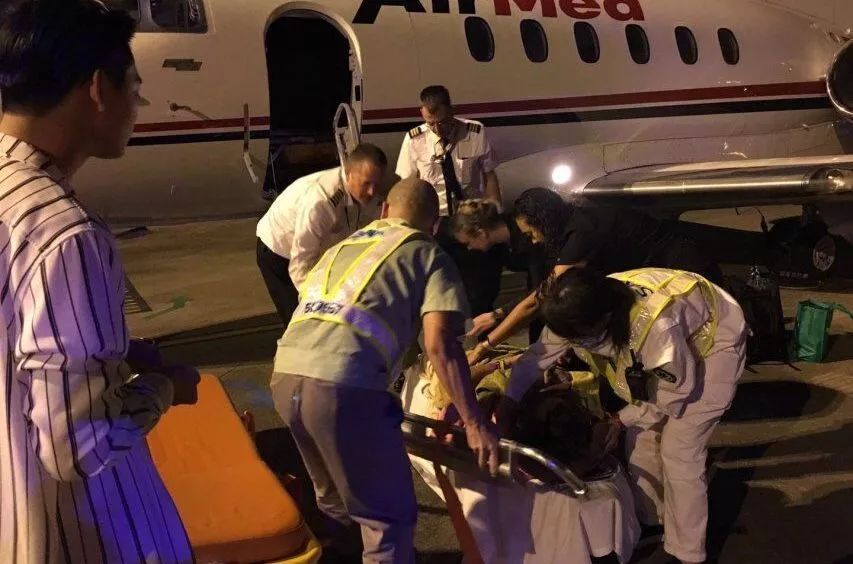 到临县机场急救接送